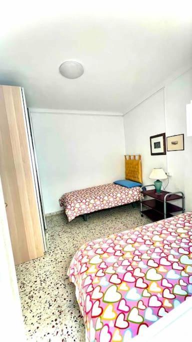 Casa Armonia Apartment โกนิล เด ลาฟรอนเตรา ภายนอก รูปภาพ